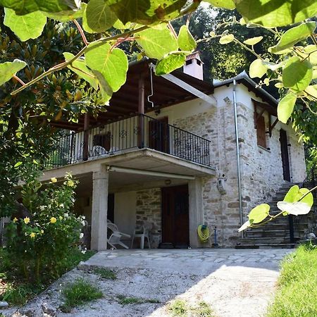 Holiday Home Dionysis โคเรฟตอน ภายนอก รูปภาพ
