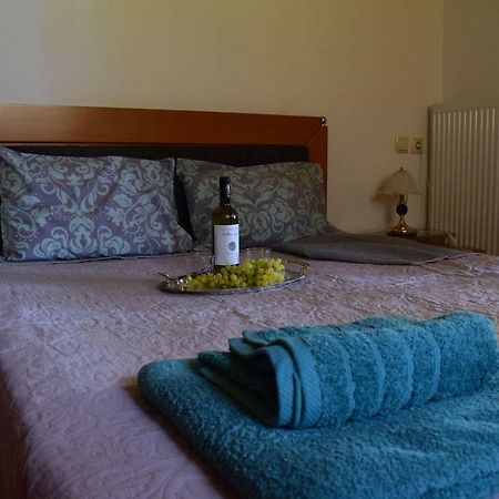 Holiday Home Dionysis โคเรฟตอน ภายนอก รูปภาพ