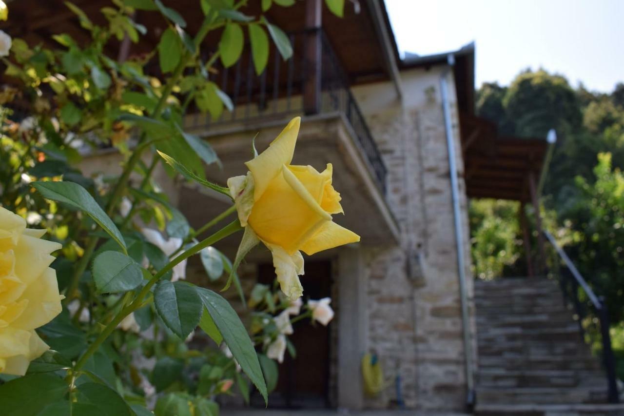 Holiday Home Dionysis โคเรฟตอน ภายนอก รูปภาพ