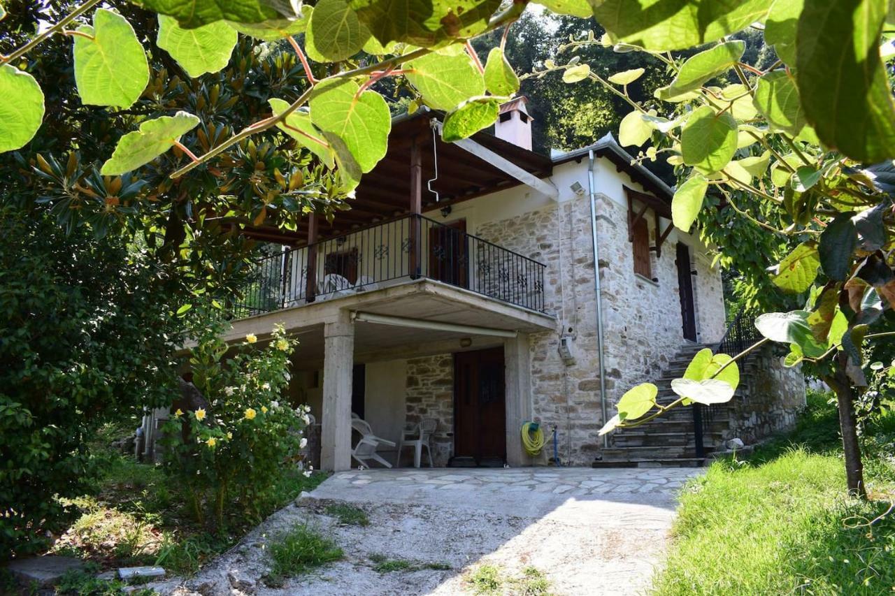 Holiday Home Dionysis โคเรฟตอน ภายนอก รูปภาพ