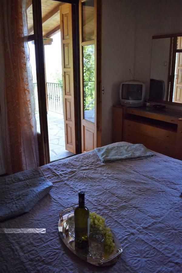 Holiday Home Dionysis โคเรฟตอน ภายนอก รูปภาพ
